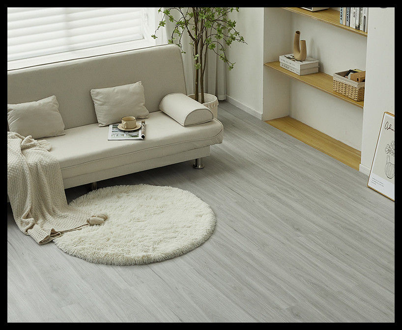 Wear Layer 0.07mm/0.15mm Top Layer LVT Flooring Smooth And Straight Edge