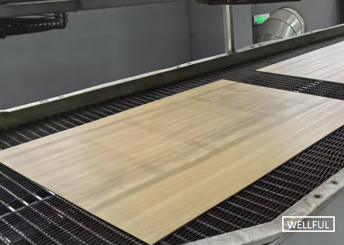 Wood Look SPC Plank Flooring with Water Cooling Treatment and Constructure Wear Layer/printing Layer/base Layer